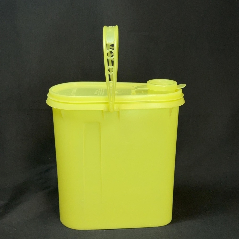 Vintage Tupperware Pitcher Yellow Carry Handle Flip Top Spout USA Retro Oval